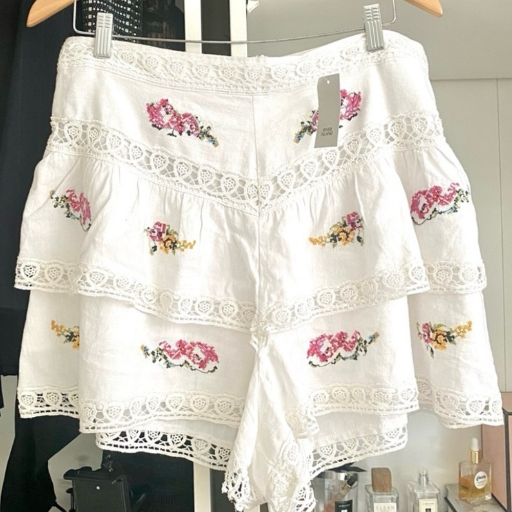 RIVER ISLAND | White Floral Embroidered Set - Picture 12 of 12